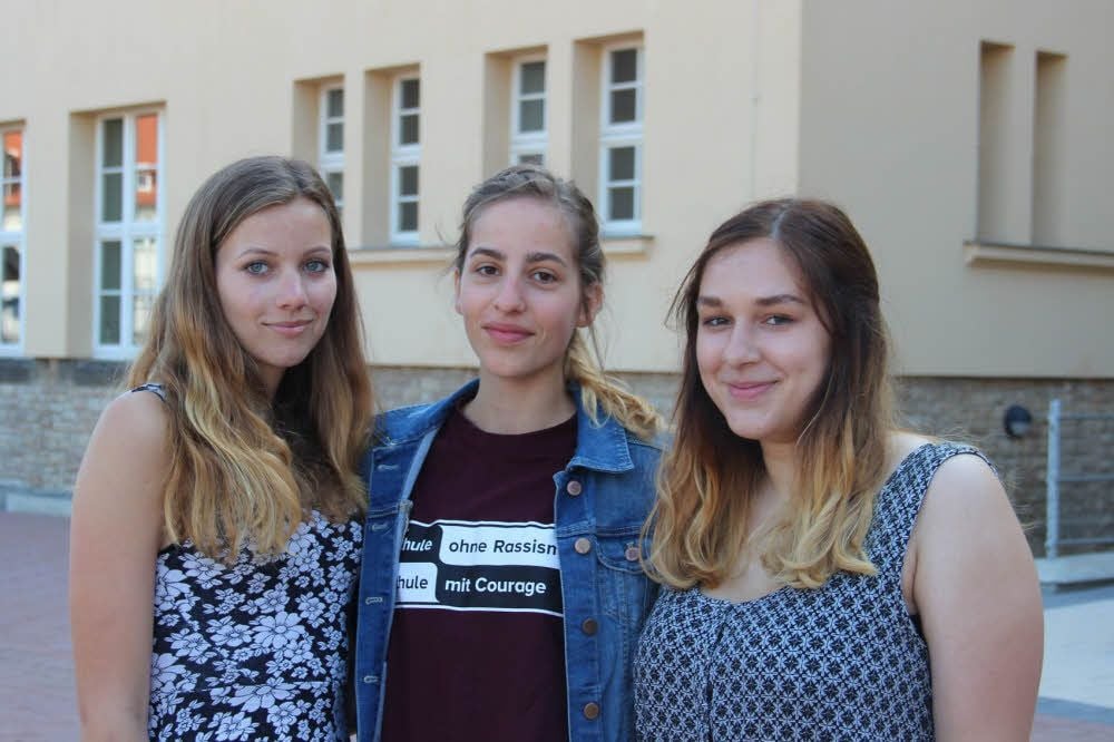 Caroline Hoffmann, Luzie Rejek und Antonia Staßfurt (v.l.)