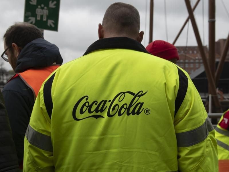 Coca-Cola-Mitarbeiter protestieren in Berlin. Foto: Paul Zinken