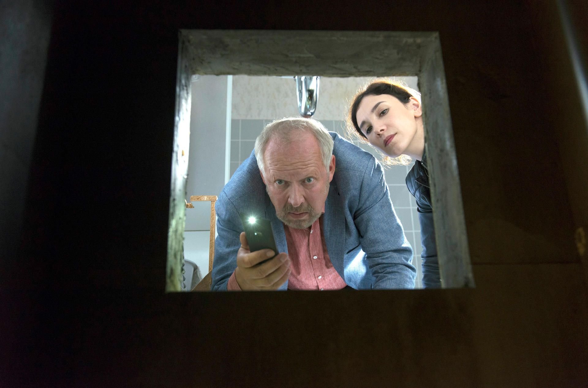 Kommissar Borowski und Sarah Brandt stoßen in "Borowski und das dunkle Netz" auf einen grausamen Fund.