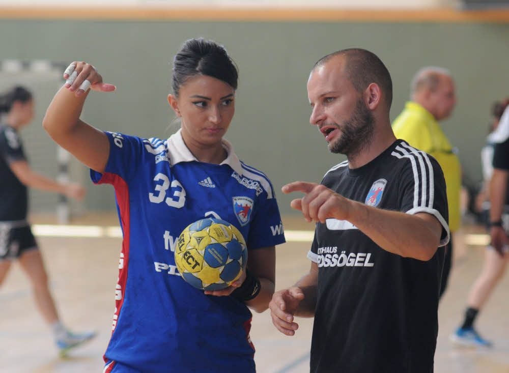 Mit der Rumänin Lavinia Poterasi haben der HC Burgenland und dessen Trainer Steffen Baumgart einen guten „Fang“ gemacht.