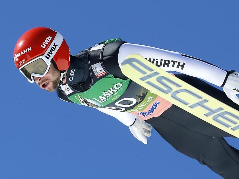 Skispringer Markus Eisenbichler in Aktion. Foto: Darko Bandic/AP