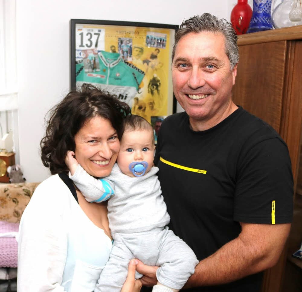 Thomas Liese mit seiner Frau Monika und Söhnchen Maximilian