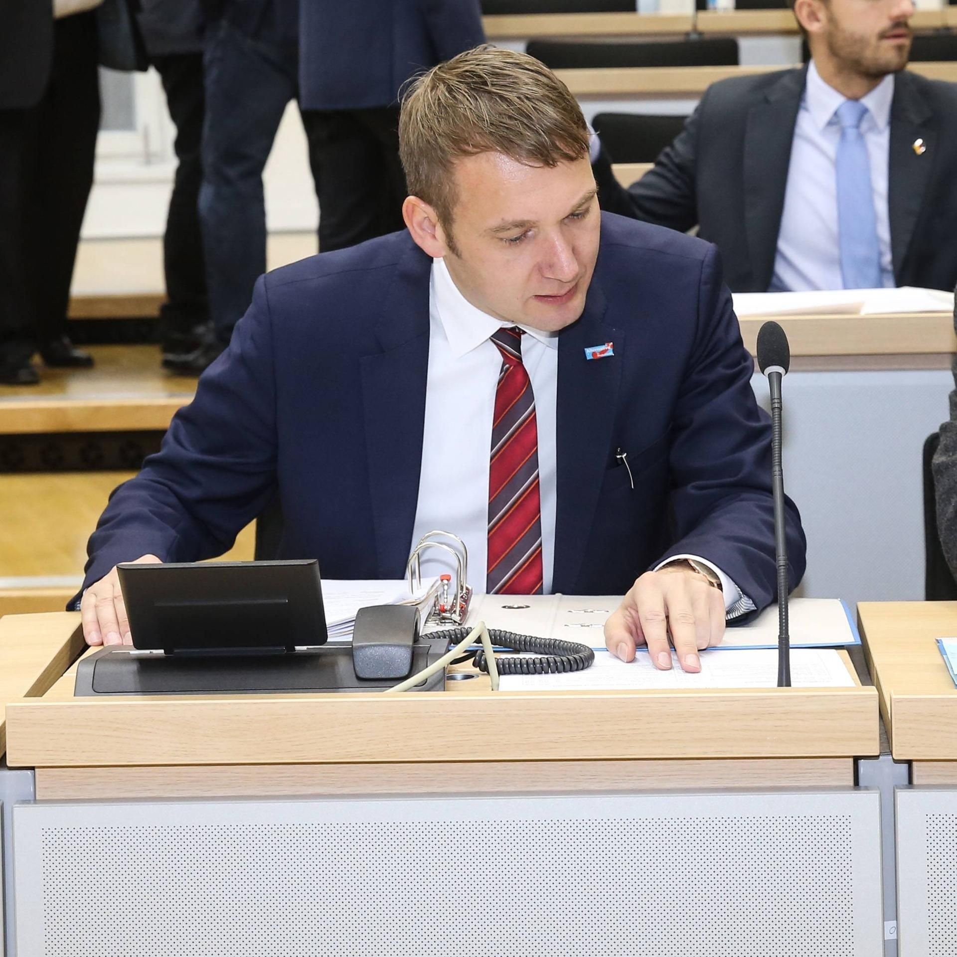 „Mut zur Wahrheit“ lautet der Slogan der AfD, deren Vorsitz in Sachsen-Anhalt Andre Poggenburg bekleidet.
