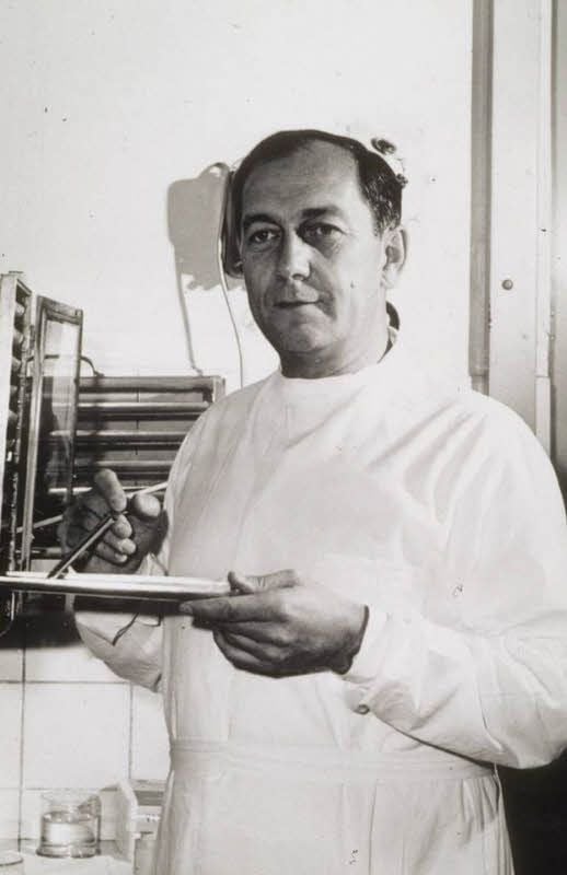 Prof. Heinz Rockstroh nahm 1966 in Halle die erste Nierentransplantation der DDR vor.