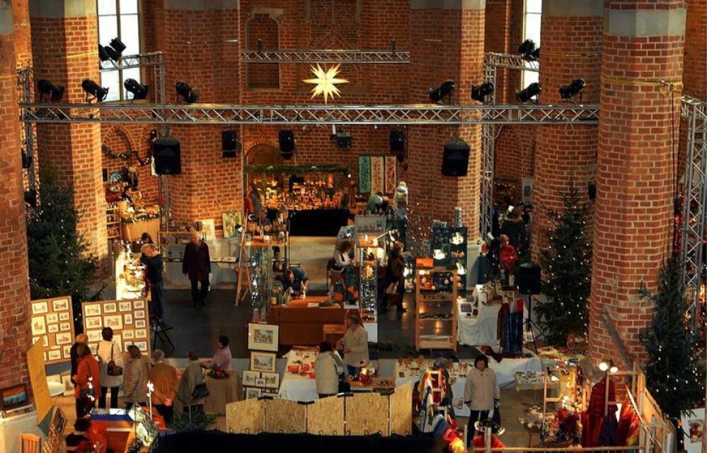 In diesem Jahr wird der Weihnachtsmarkt in der Marienkirche aufgrund der aktuellen Coronalage nicht stattfinden.
