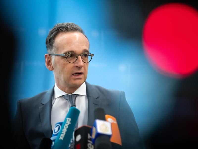 „Wichtig ist, dass wir nicht bei einem Flickenteppich aus 27 Corona-Apps und 27 Datenschutzregimen landen, sondern möglichst abgestimmt vorgehen”, sagt Heiko Maas. Foto: Bernd von Jutrczenka/dpa