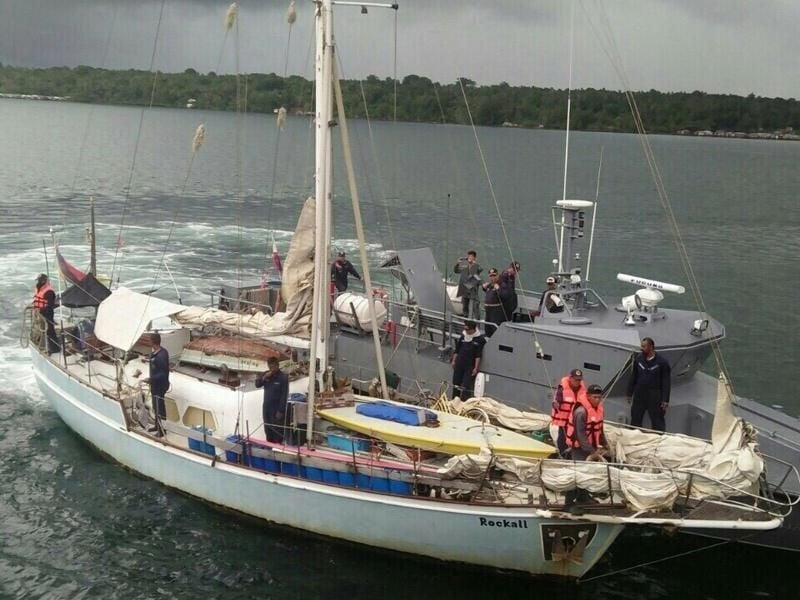 Soldaten haben das verlassene Boot mit der Leiche der Frau vor der nahe gelegenen Provinz Sulu entdeckt. Das Militär geht davon aus, dass die beiden mit der Jacht Urlaub machten. Foto: Wesmincom