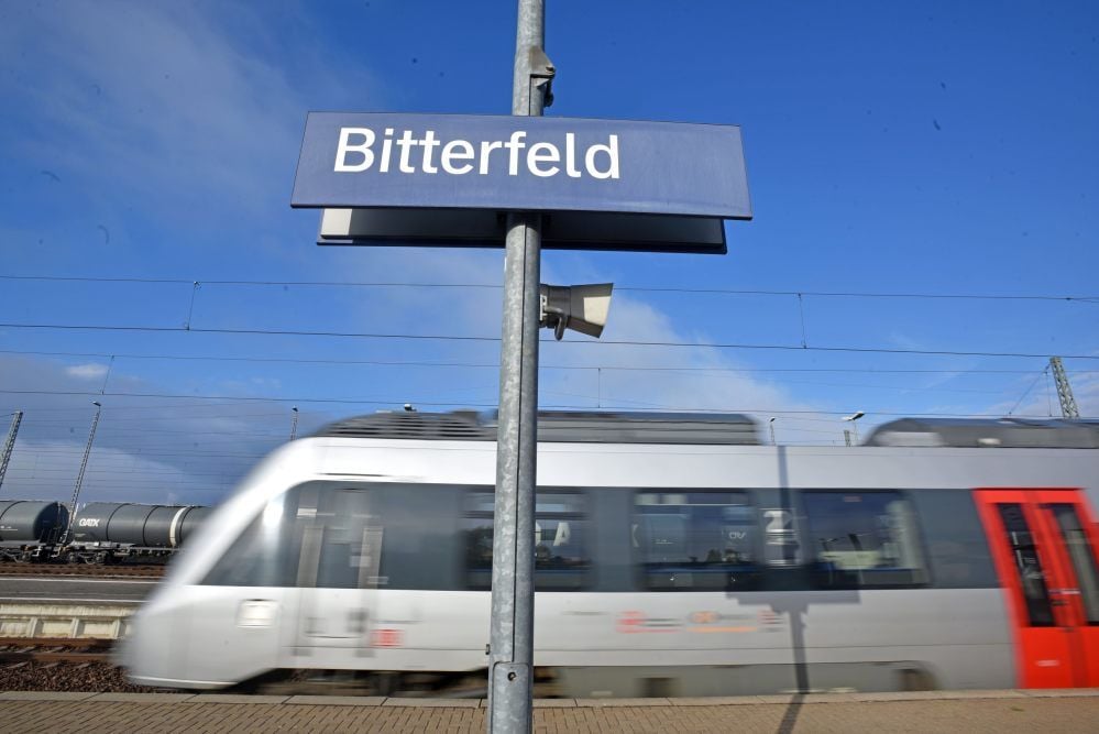 Der Bahnhof Bitterfeld.