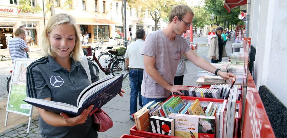 Bernburgs Innenstadt ist belebter als die von Mittelzentren in der Nachbarschaft. Damit das so bleibt, müssen aber auch die Einzelhändler einiges tun, um Kundschaft zu locken.