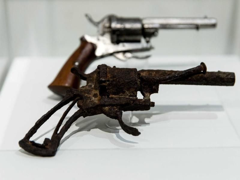 Der mutmaßliche Taschenrevolver, mit dem sich Vincent van Gogh erschoss. Foto: Robin Van Lonkhuijsen