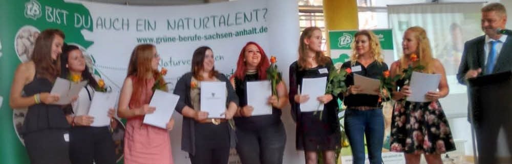 Unter dem Slogan „Bist Du auch ein Naturtalent?“ gab es die Facharbeiterbriefe in den „grünen Berufen“.