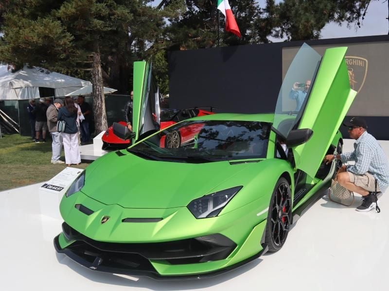 Der Lamborghini Aventador SVJ spurtet aus dem Stand in 2,8 Sekunden von 0 auf 100 km/h. Foto: Thomas Geiger
