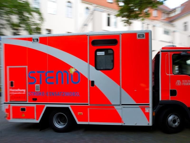 Schlaganfälle treten oft plötzlich auf. Betroffene Patienten sind so schnell wie möglich auf medizinische Hilfe angewiesen. Foto: Jörg Carstensen