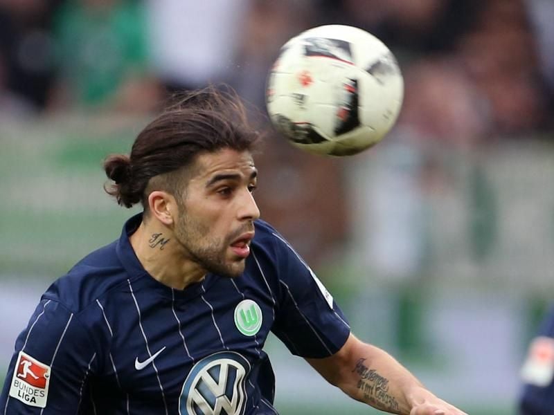 Ricardo Rodriguez steht vor einem Wechsel vom VfL Wolfsburg zum AC Mailand. Foto: Thomas Frey