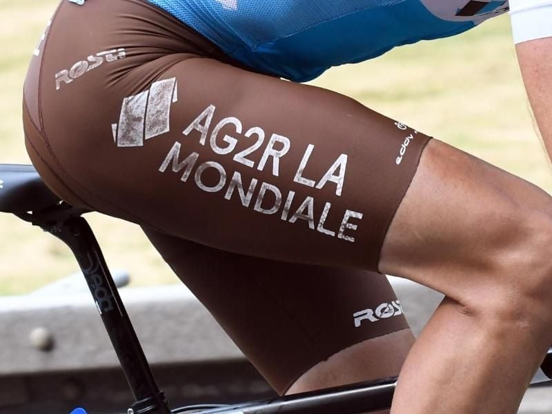 Ein Profi vom Team AG2R wurde positiv auf das Coronavirus getestet. Foto: Bernd Thissen/dpa