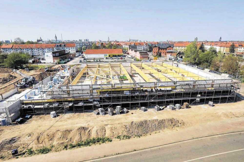 Auf dem ehemaligen Schlachthofgelände entsteht ein neuer Edeka-Markt.