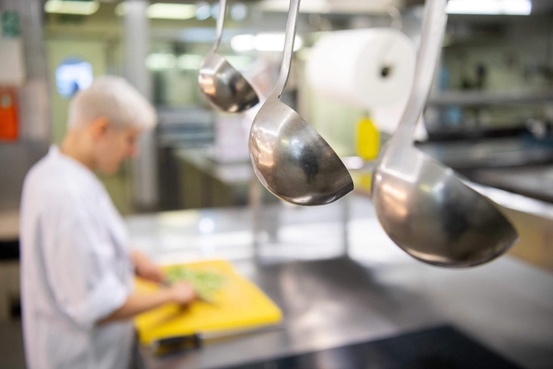 Unabhängig von ihrem Ausbildungsberuf sollen Auszubildende künftig mindestens 515 Euro im ersten Lehrjahr erhalten.