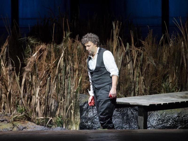 Tenor Jonas Kaufmann als Lohengrin in der Pariser Opéra Bastille. Foto: Monika Rittershaus/Opéra national de Paris
