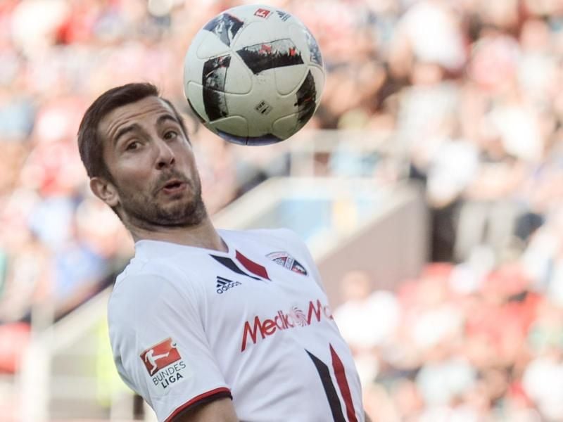 Markus Suttner droht für den FC Ingolstadt auszufallen. Foto: Armin Weigel