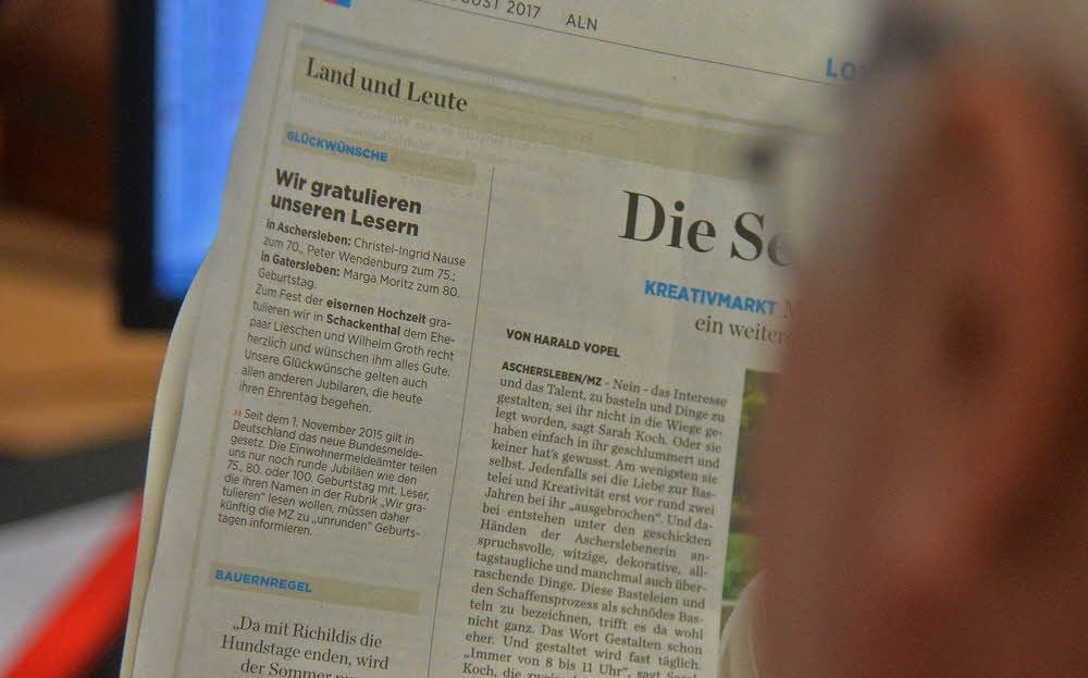 Der Blick auf die Rubrik „Wir gratulieren“ gehört für viele Leser zum Morgenritual.