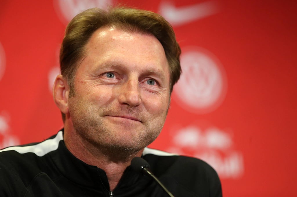 Auf der PK ließ RBL-Coach Ralph Hasenhüttl noch einige Fragezeichen zur Startaufstellung offen.