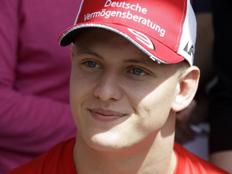 Bereit für seinen zweiten Einsatz in der Formel 2: Mick Schumacher. Foto: Luca Bruno/AP