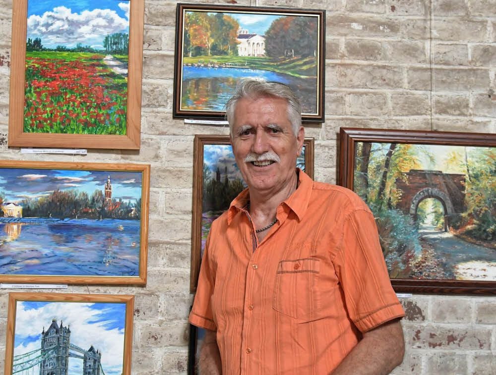 Jürgen Kutschmann zeigte am Wochenende im Wasserturm eine Auswahl seiner Bilder in Acryl und Pastell.