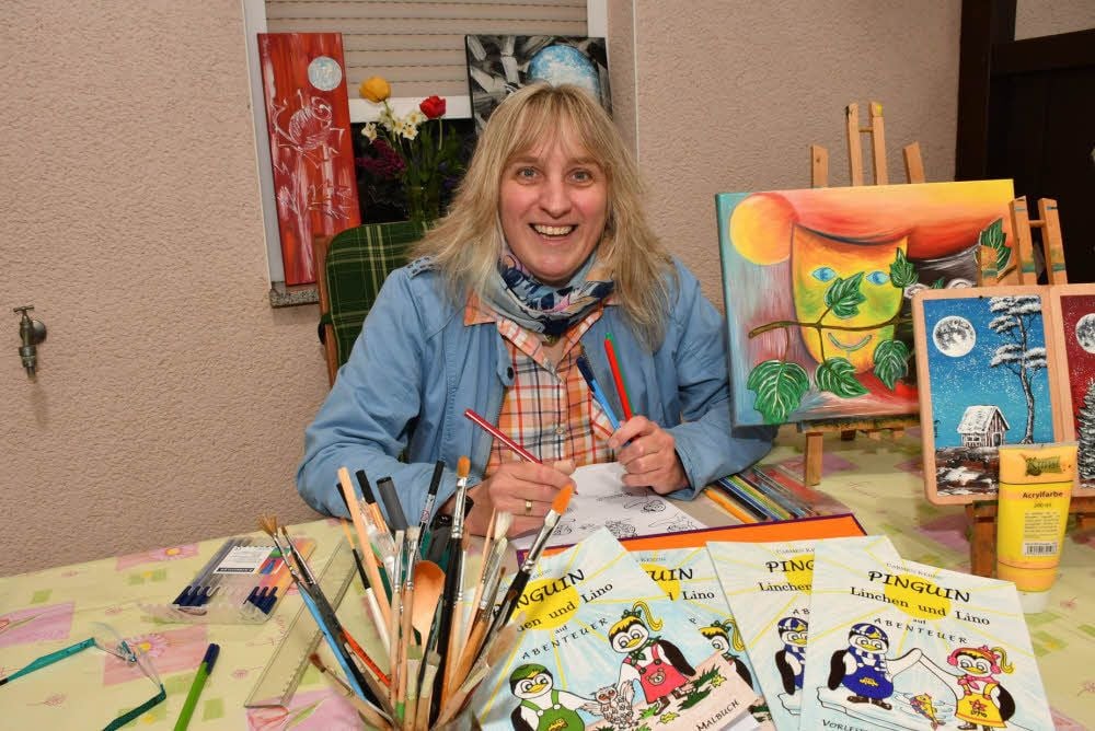 Carmen Kerzig denkt sich Geschichten aus und illustriert die Kinderbücher auch selbst.