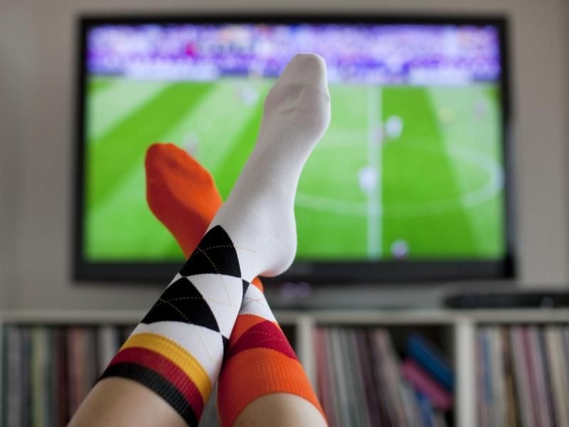 Alle 64 WM-Spiele werden von den Öffentlich-Rechtlichen (ARD und ZDF) übertragen. Foto: Rolf Vennenbernd/Archiv