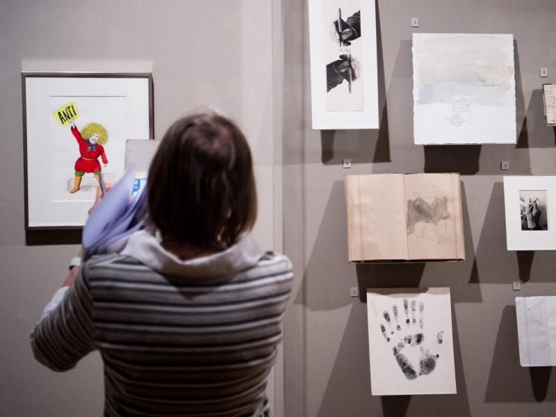 Zeichnungen und Skizzen von F.K. Waechter im Museum Wilhelm Busch in Hannover. Foto: Julian Stratenschulte