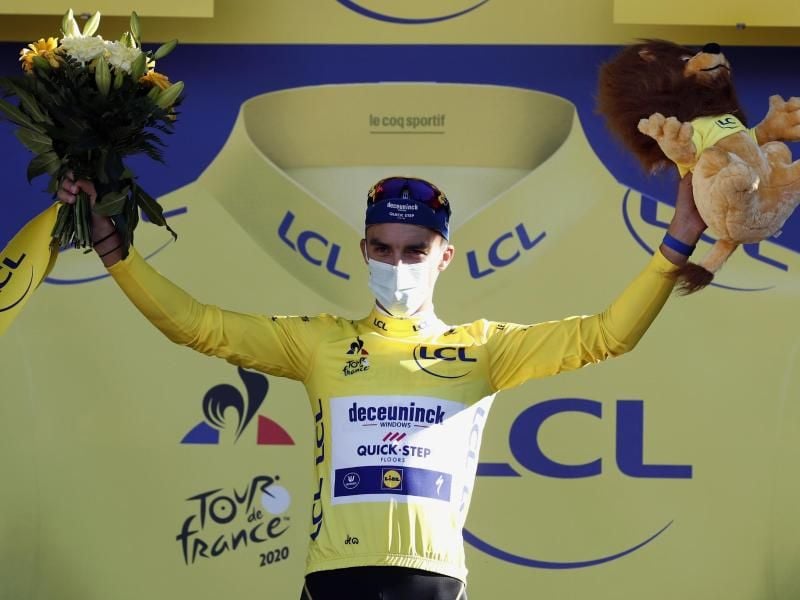 Julian Alaphilippe will auch auf der 4. Etappe das Gelbe Trikot verteidigen. Foto: Benoit Tessier/Reuters/AP/dpa
