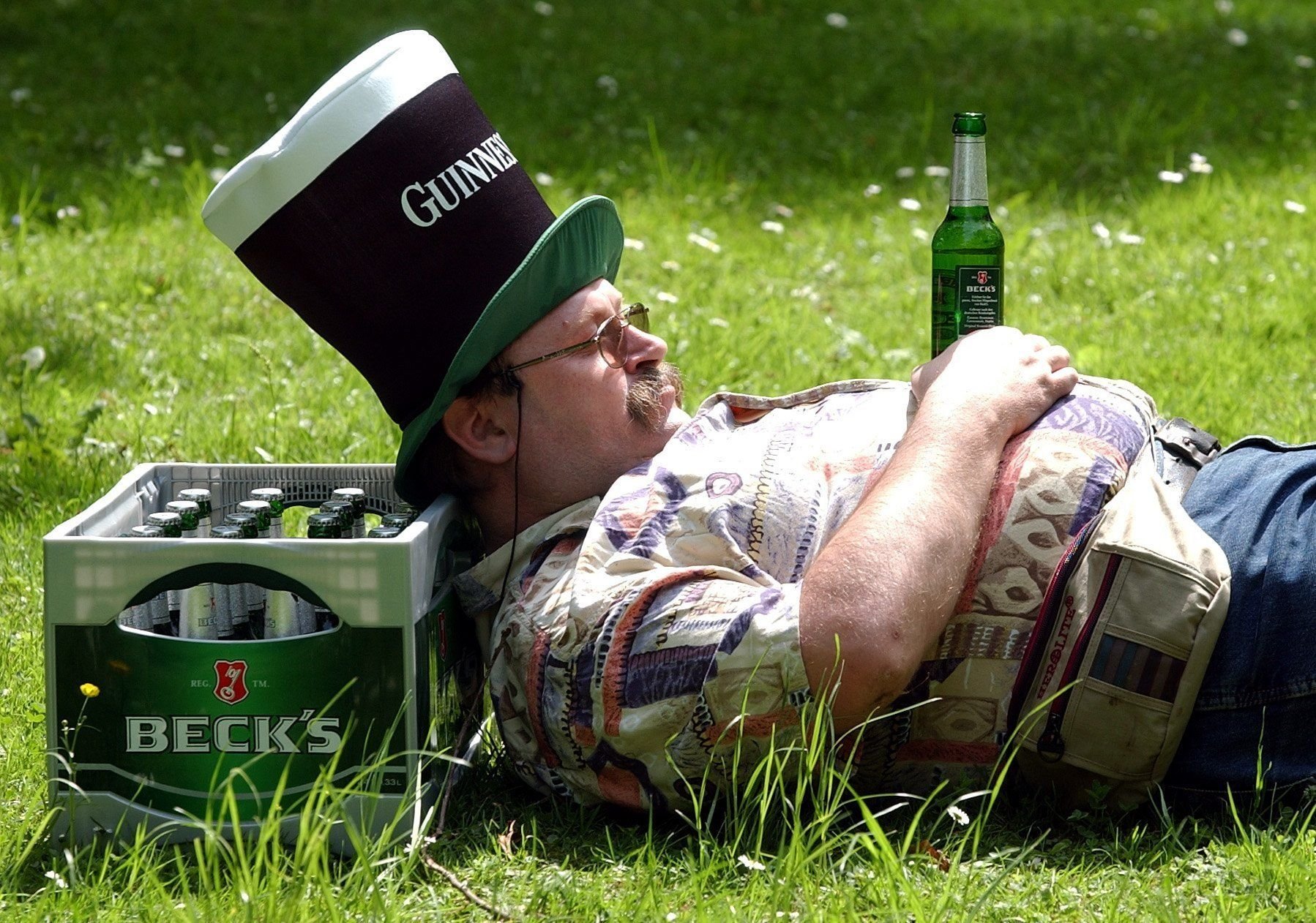 Ein zufriedener Bier-Trinker am Vatertag – auch dank Hordenin?