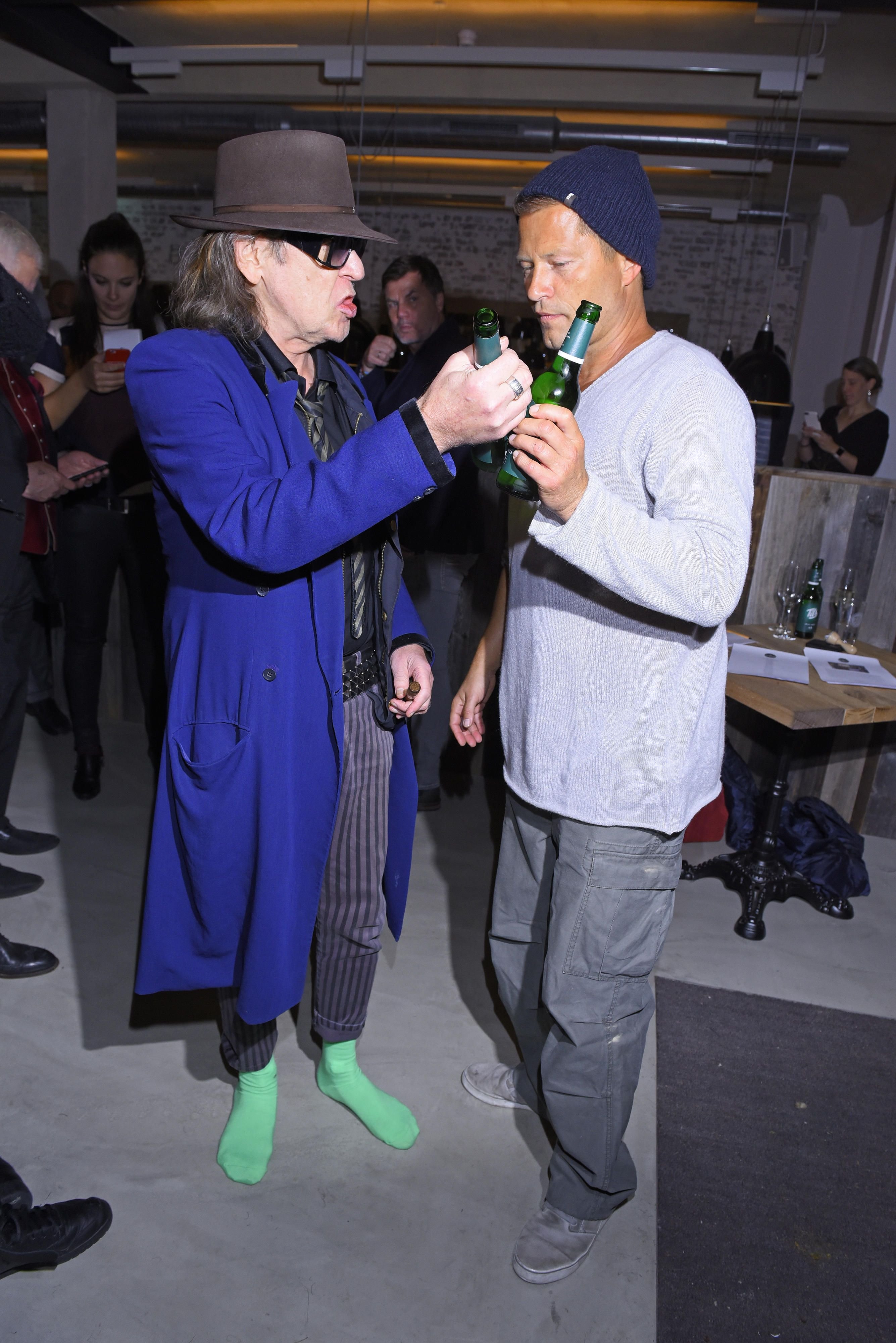 Til Schweiger (l.) mit Udo Lindenberg bei der Eröffnung seiner Restaurants in Hamburg