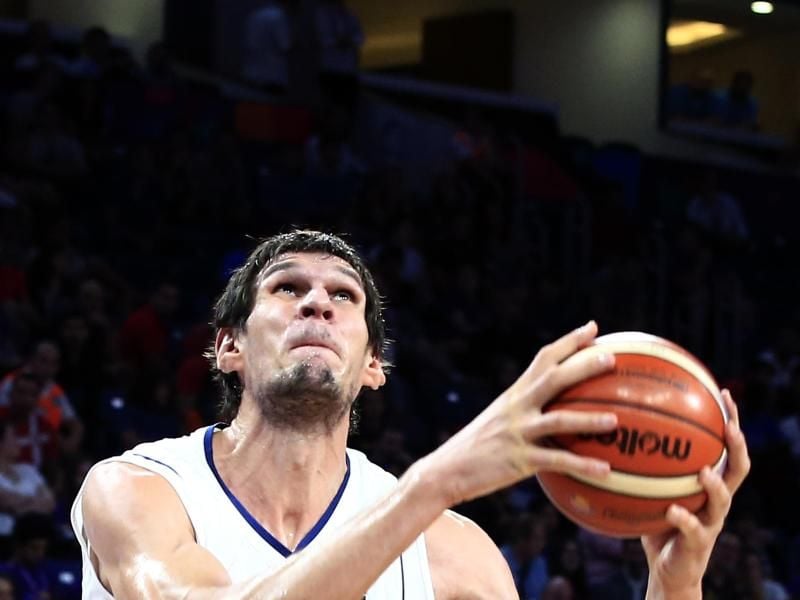 Größter Spieler der Basketball-WM in China: Boban Marjanovic. Foto: Lefteris Pitarakis/AP