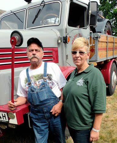 Christine und Walter Apitius sind mit ihrem H 6 angereist.