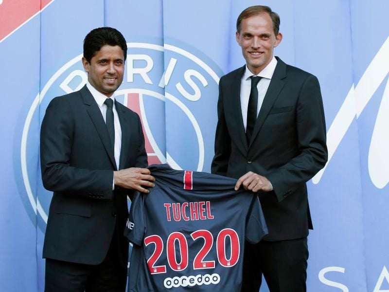 Thomas Tuchel und PSG-Präsident Nasser al-Khelaifi (l). Foto: Michel Euler/AP