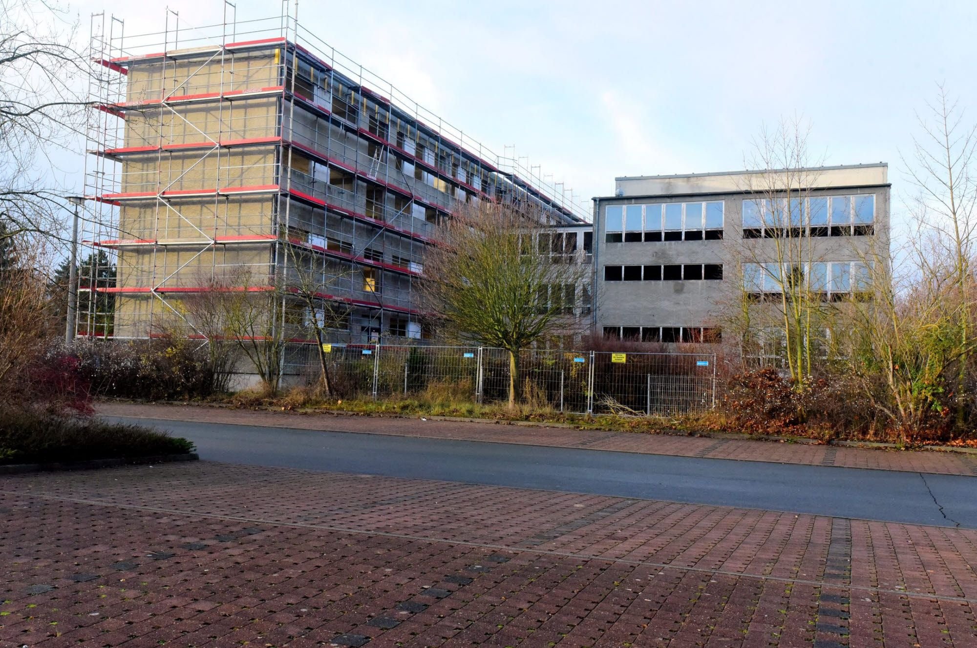 Das ehemalige West-Gymnasium wird zu einem Wohnheim für Behinderte ausgebaut.