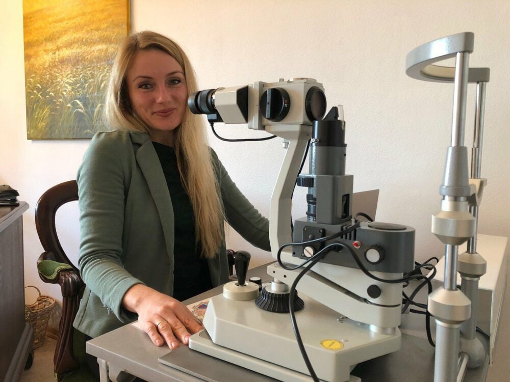 Die Diagnostik an der Iris, der Regenbogenhaut des Auges, gehört zu den Angeboten von Manuela Benndorf.