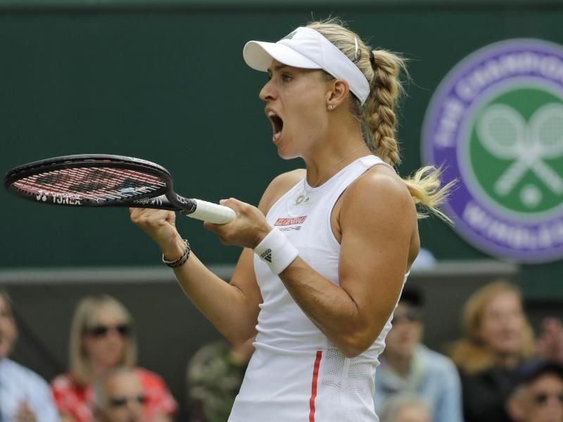 Steht in Wimbledon in der zweiten Runde: Angelique Kerber. Foto: Ben Curtis/AP