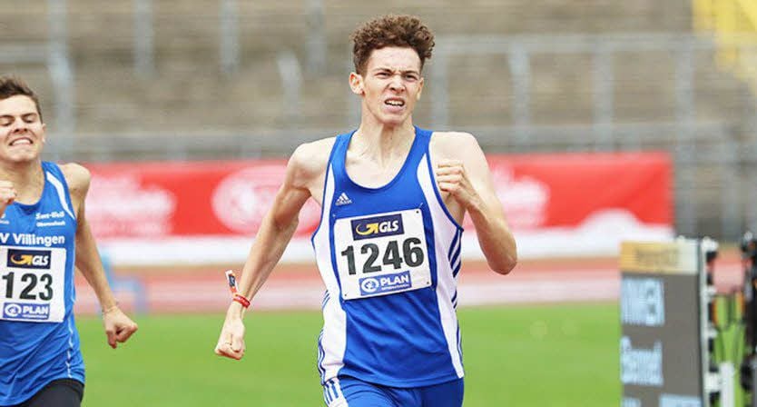 Maximilian Sluka bei seinem Sieg über die 800 Meter im Schlussspurt.