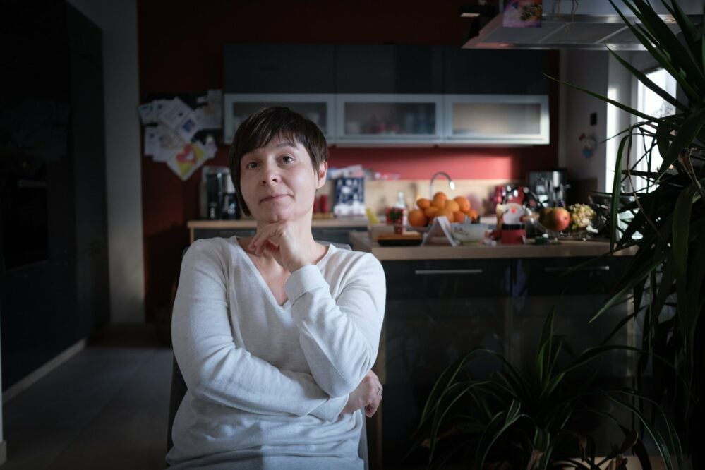 Diana Wendel in ihrer Wohnküche zuhause in Dessau