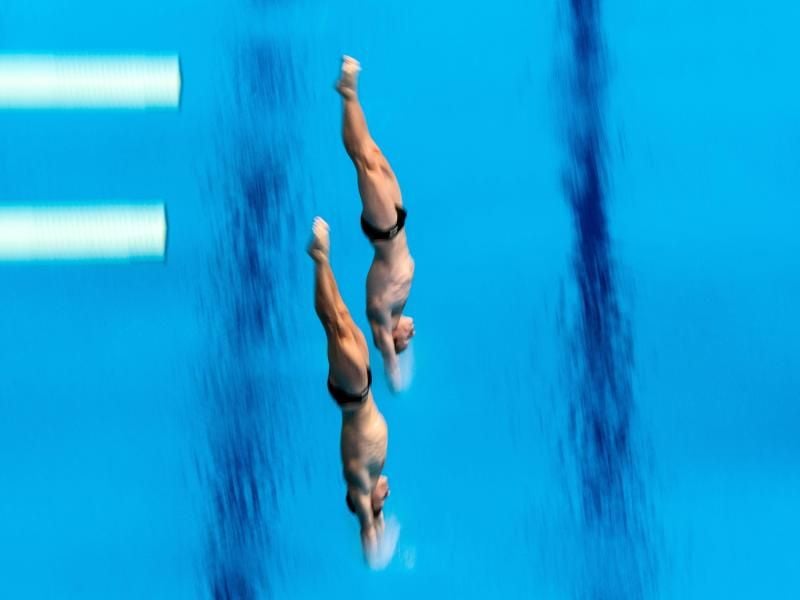 Die Wasserspringer Patrick Hausding und Lars Rüdiger haben bei der EM in Kiew den zweiten Platz erreicht. Foto: Bernd Thissen/Archivbild
