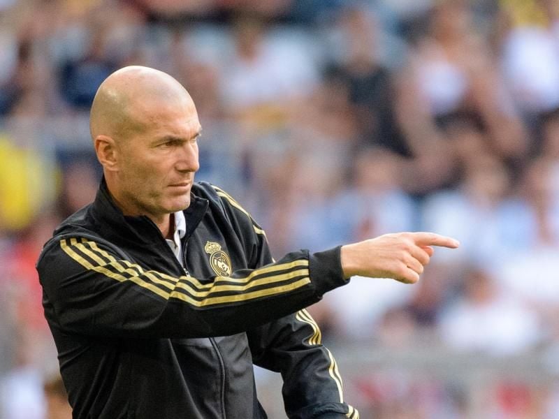 Plagt sich mit Personalsorgen und spielerischen Defiziten herum: Real-Trainer Zinedine Zidane. Foto: Matthias Balk