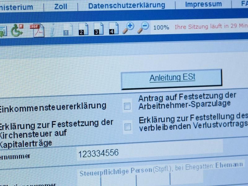 Wer als ehrenamtlicher Helfer eine Aufwandsentschädigung bekommt, muss sich jetzt beim elektronischen Finanzamt www.elster.de anmelden. Foto: Kai Remmers