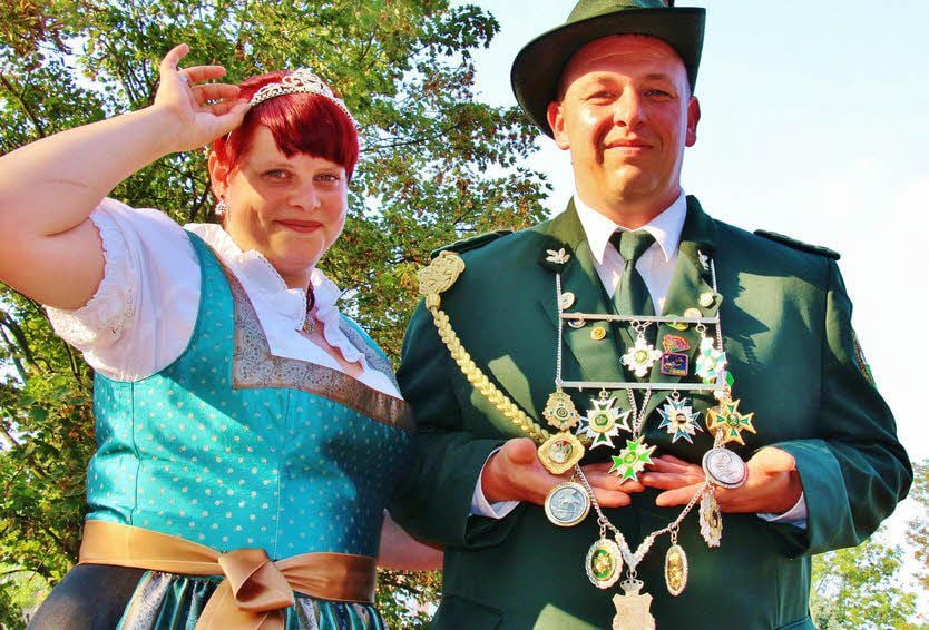 Jens und Annika Klötze sind das neue Schützenkönigspaar.