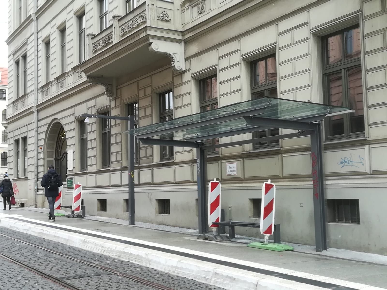 Neuer Unterstand in der Großen Steinstraße