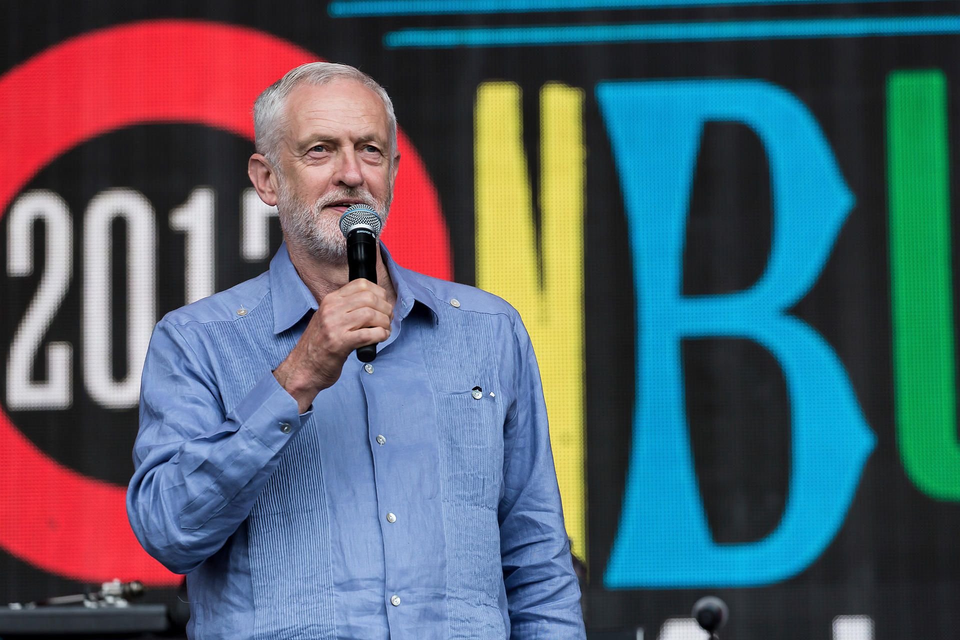 Jeremy Corbyn auf dem Glastonbury Festival in England.