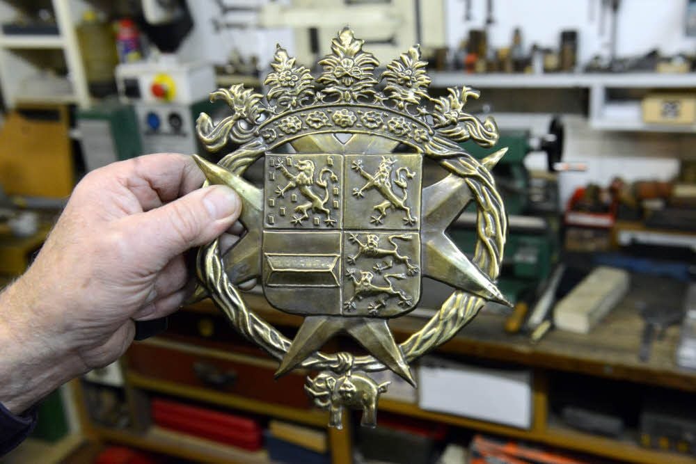 Das Wappen des Großen Kurfürsten schmückte einen historischen Atlas.