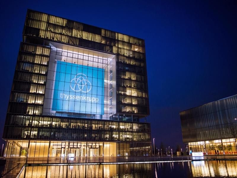 Konzernzentrale von Thyssenkrupp in Essen. Der Industriekonzern übernimmt den Bremer Sonartechnik-Spezialisten Atlas Elektronik nun komplett. Foto: Marius Becker/Archiv