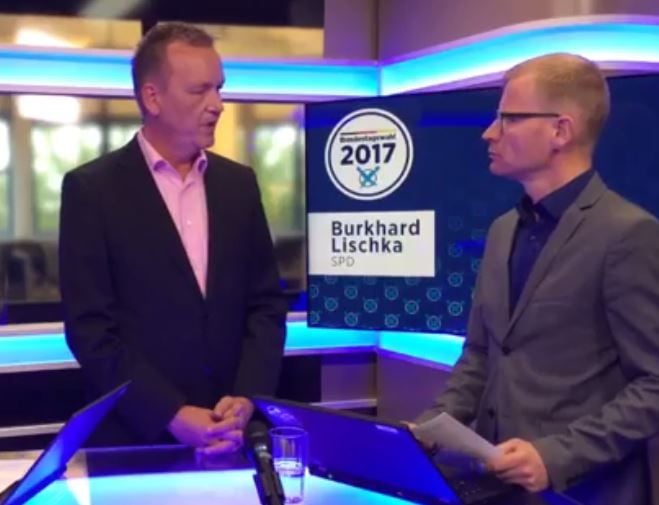 Burghard Lischka (SPD) im Gespräch mit MZ-Redakteur Hagen Eichler.